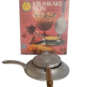 Scandinavian Nordic Ware Krumkake heavy cast aluminum